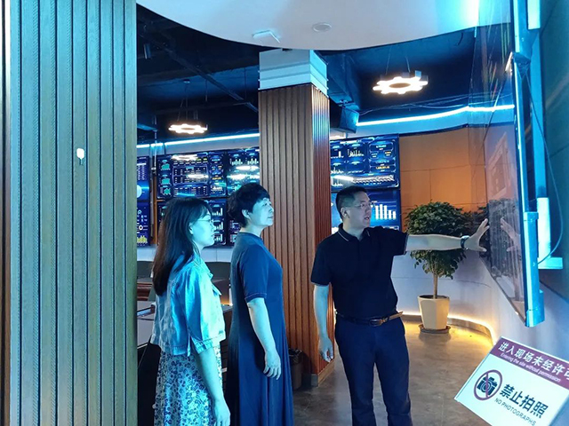 寶坻區總工會領導深入基層，為企業職工送關懷！